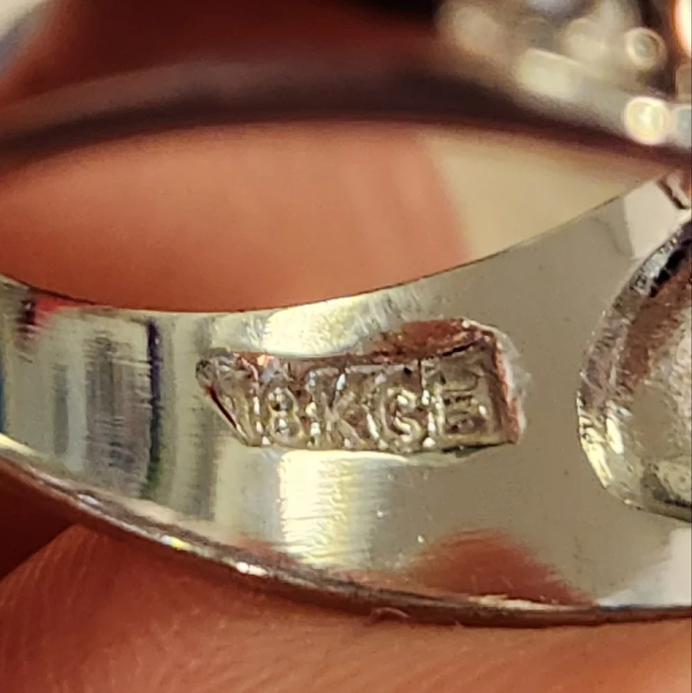 Vintage Ring - Picture 6 of 9